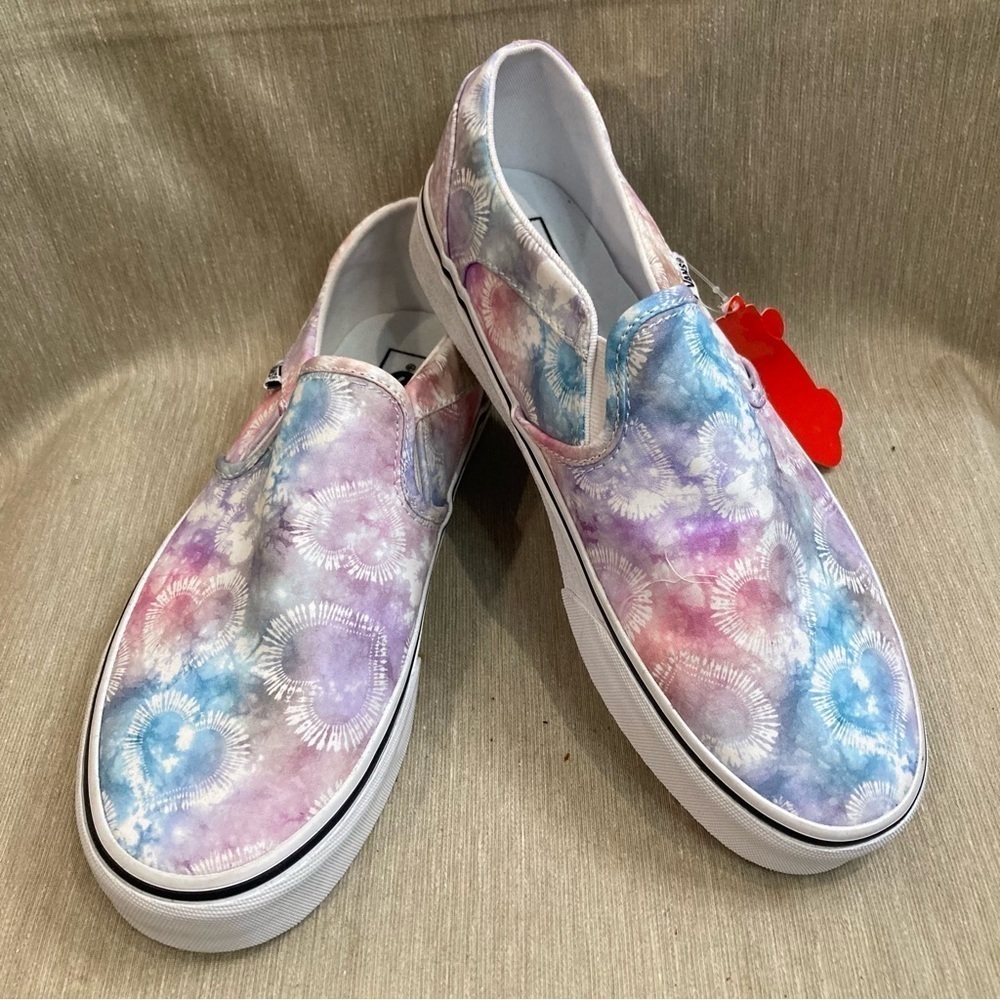 VANS OFF THE WALL Sz 9 Asher Heart Pastel Tie Dye Slip On Shoes NEW WITH TAG